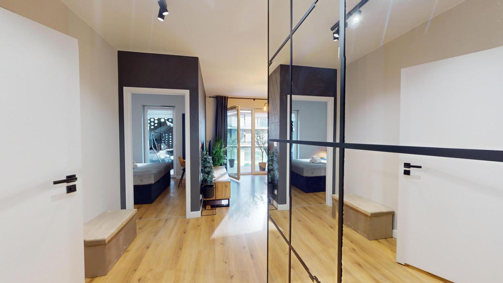ורוצלב Apartament Z Tarasem I Widokiem Na Rzeke Wroapart-Pl - Apartment With Terrace And River View Wroapart מראה חיצוני תמונה